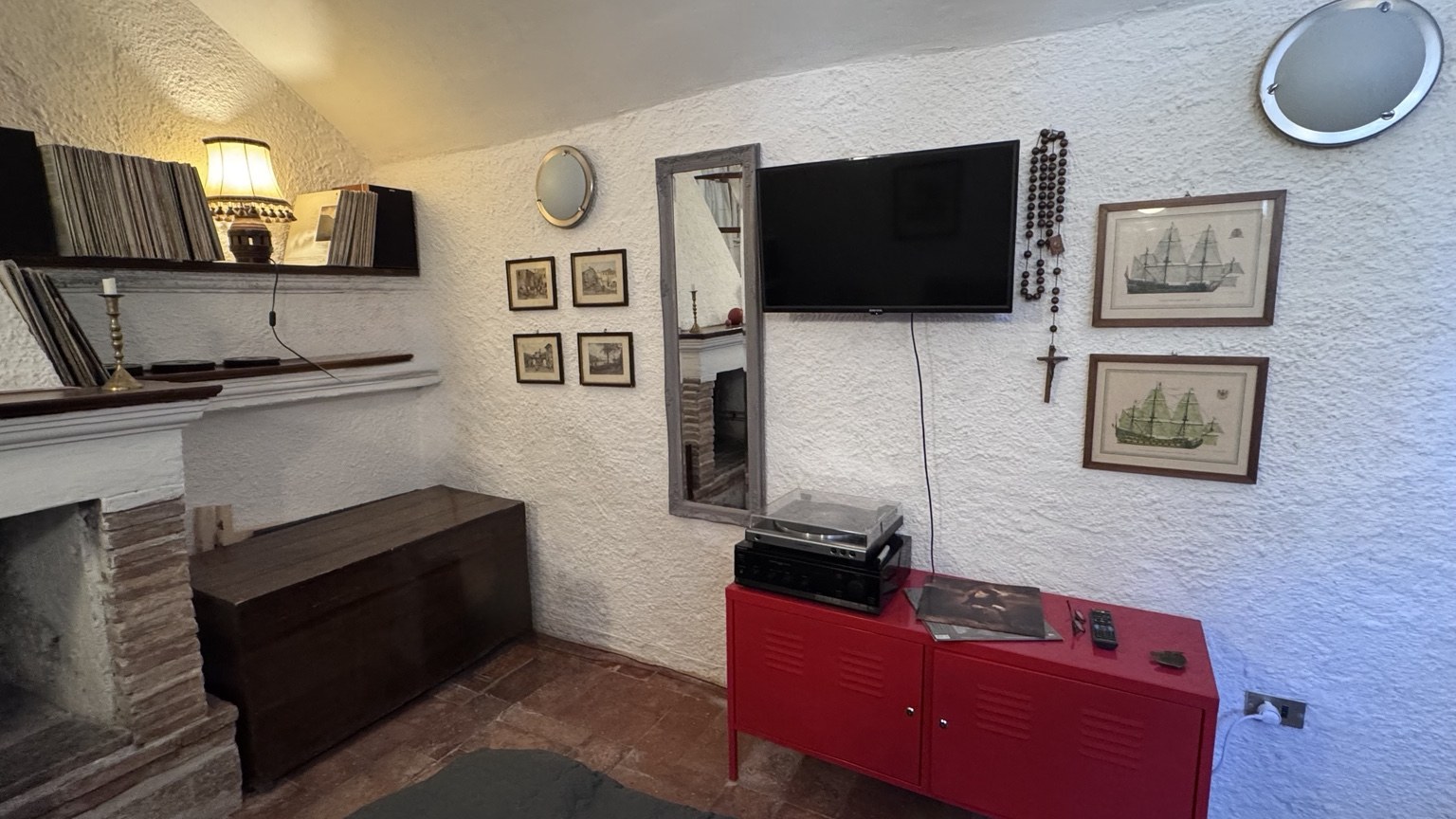 A taverna kandallós belső részletei
